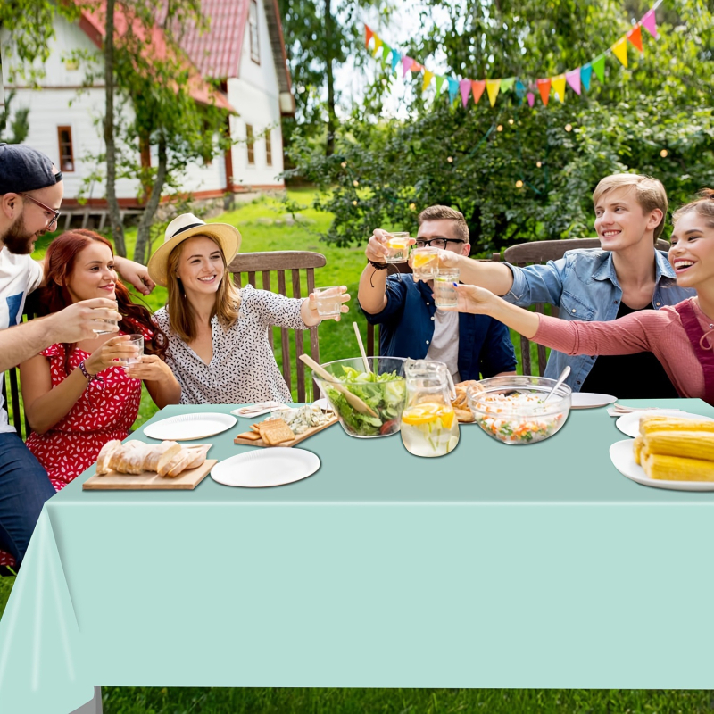 Set stolnjaka i jednokratne posude — Papir, Crtani stil, Pogodan za rođendane, Dan zaljubljenih, Proljetni festival, Nacionalni dan