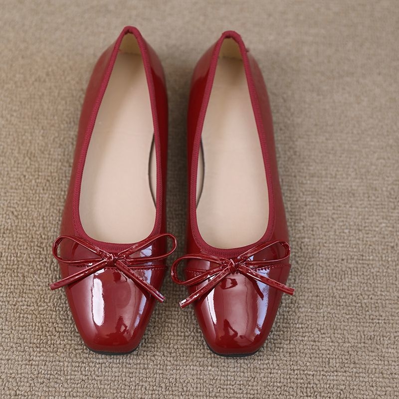 Dámske loafers s okrúhlym nosom, PU vrchná časť, nízky podpätok 1–3 cm, slip-on, japonský štýl