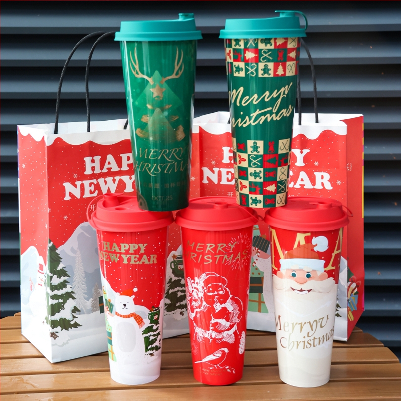 Jednorazový PP pohár na kávu s viečkom, vianočný vzor, 501–600 ml, Vstrekované formovanie, Tlač loga a prispôsobenie