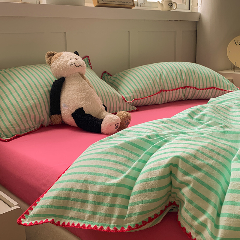 Комплект спално бельо от чист памук, четири части, геометричен принт - плътност на тъканта 133x72, тегло 2000–2500 g