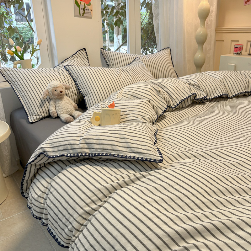 Комплект спално бельо от чист памук, четири части, геометричен принт - плътност на тъканта 133x72, тегло 2000–2500 g