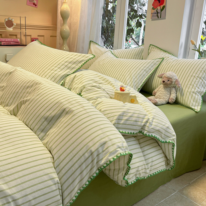 Комплект спално бельо от чист памук, четири части, геометричен принт - плътност на тъканта 133x72, тегло 2000–2500 g