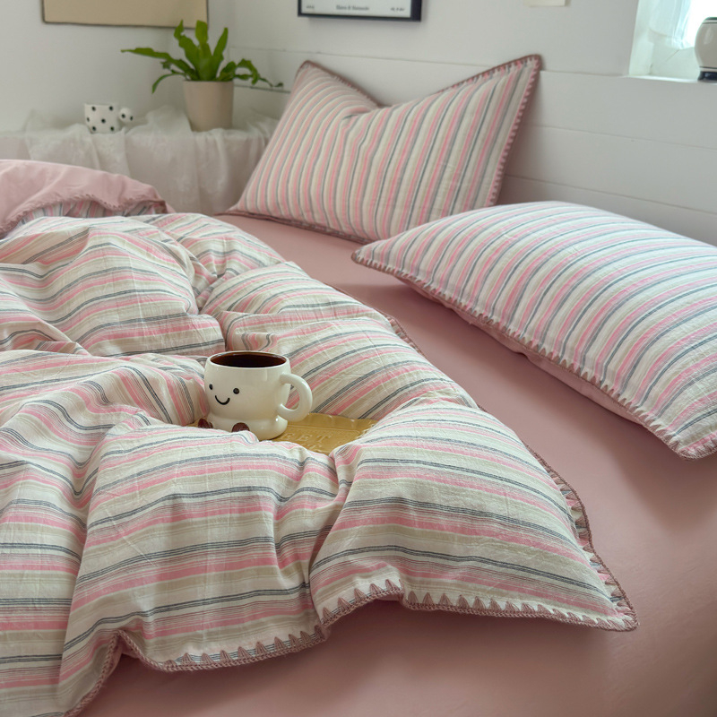 Комплект спално бельо от чист памук, четири части, геометричен принт - плътност на тъканта 133x72, тегло 2000–2500 g