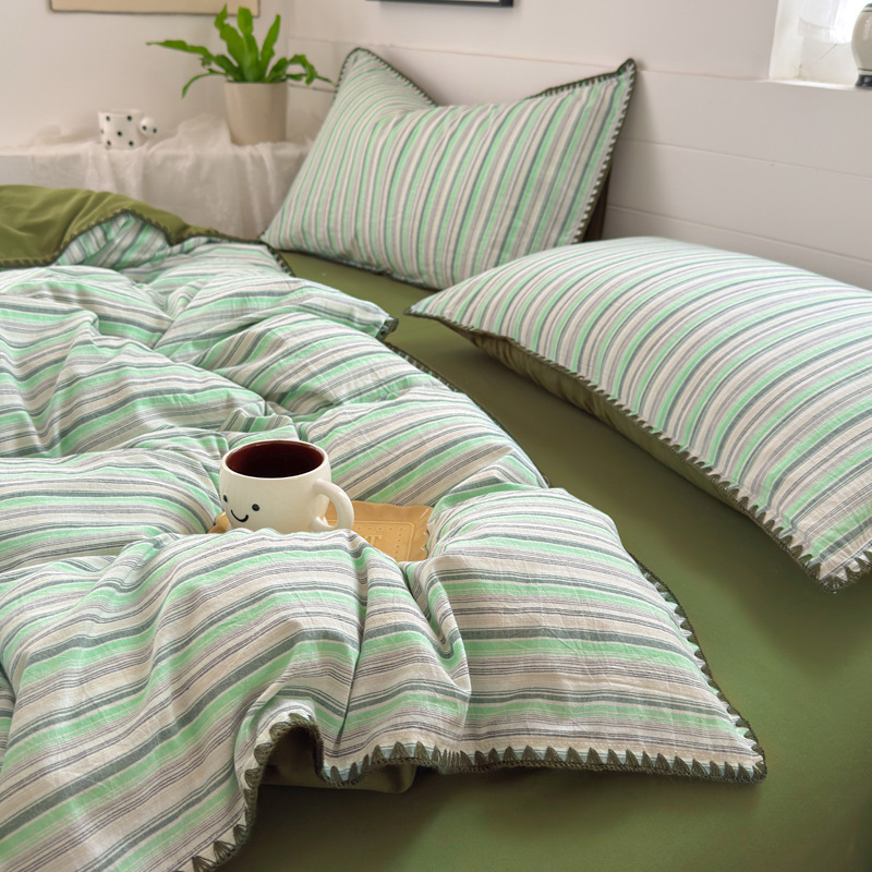 Комплект спално бельо от чист памук, четири части, геометричен принт - плътност на тъканта 133x72, тегло 2000–2500 g