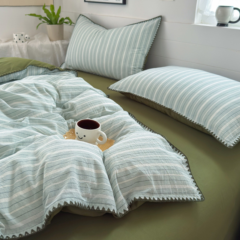 Комплект спално бельо от чист памук, четири части, геометричен принт - плътност на тъканта 133x72, тегло 2000–2500 g