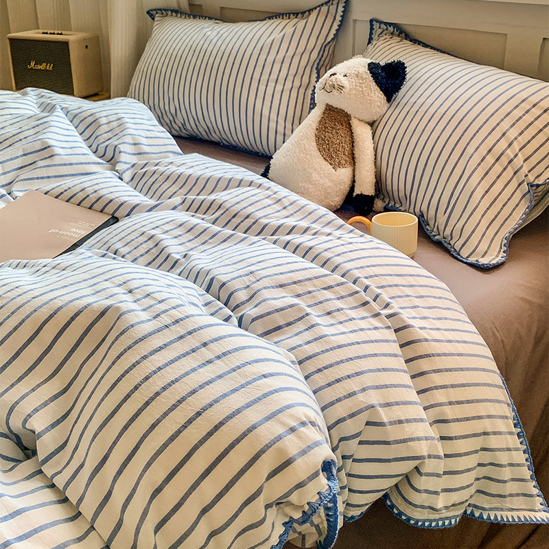 Комплект спално бельо от чист памук, четири части, геометричен принт - плътност на тъканта 133x72, тегло 2000–2500 g