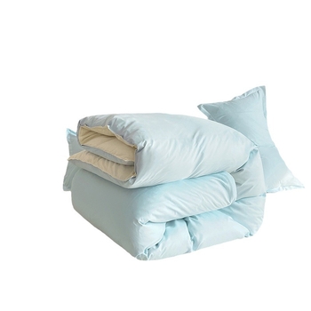 Четириделен комплект спално бельо от химически влакна, с brushed текстура, реактивно боядисване, пранеустойчиво и персонализируемо, тегло под 500 г