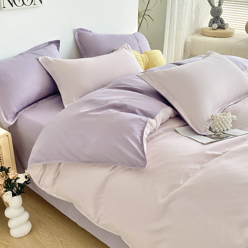 Четириделен комплект спално бельо от химически влакна, с brushed текстура, реактивно боядисване, пранеустойчиво и персонализируемо, тегло под 500 г