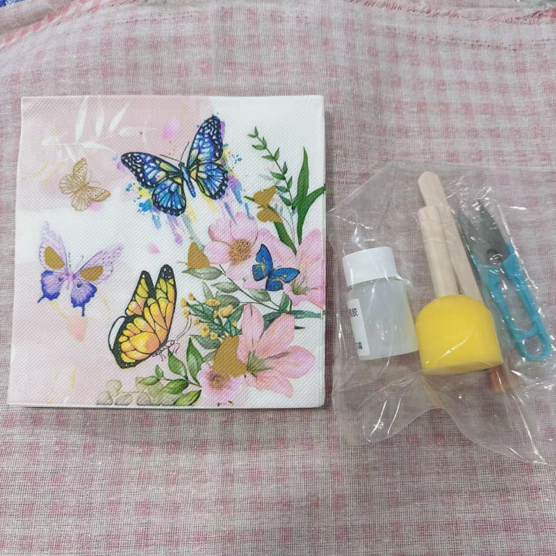 DIY textilná stolná lampa – kreatívne ručne vyrobené nočné svetlo do spálne, pre vek 7–14 rokov