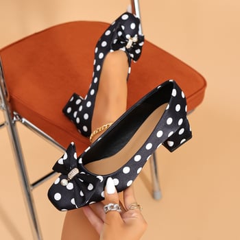 Ženske slip-on cipele od platna, kvadratni nos, srednji visina potpetice 3–5 cm, debeli potpetica, točkasti uzorak