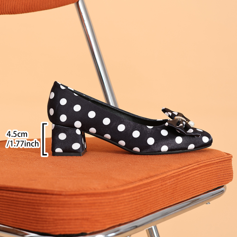 Ženske slip-on cipele od platna, kvadratni nos, srednji visina potpetice 3–5 cm, debeli potpetica, točkasti uzorak