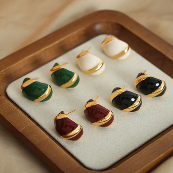 Náušnice — Geometrický dizajn, jednoduchý štýl (Materiál: Meď; Model: Geometrický; Ošetrenie: Elektroplátovanie)