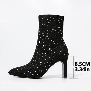 Plonos velūro moteriškos aukštakulnės su smailiu nosimi, labai aukštas kulnas, šoninis užtrauktukas