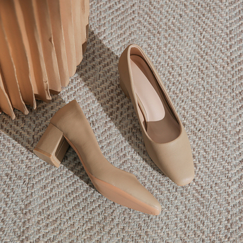 Pantofi dama cu toc înalt (vârf pătrat, toc mediu 3–5 cm, toc masiv, material superior: microfibră, talpă interioară: piele naturală)