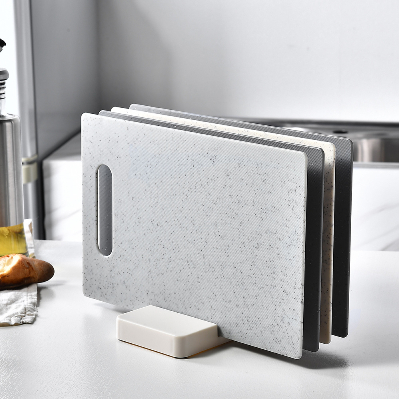 Štvorčlenný set dosiek na krájanie z PP plastu pre kuchyňu a krájanie ovocia — moderný minimalistický štýl, pripravený na súkromnú značku, domáce použitie