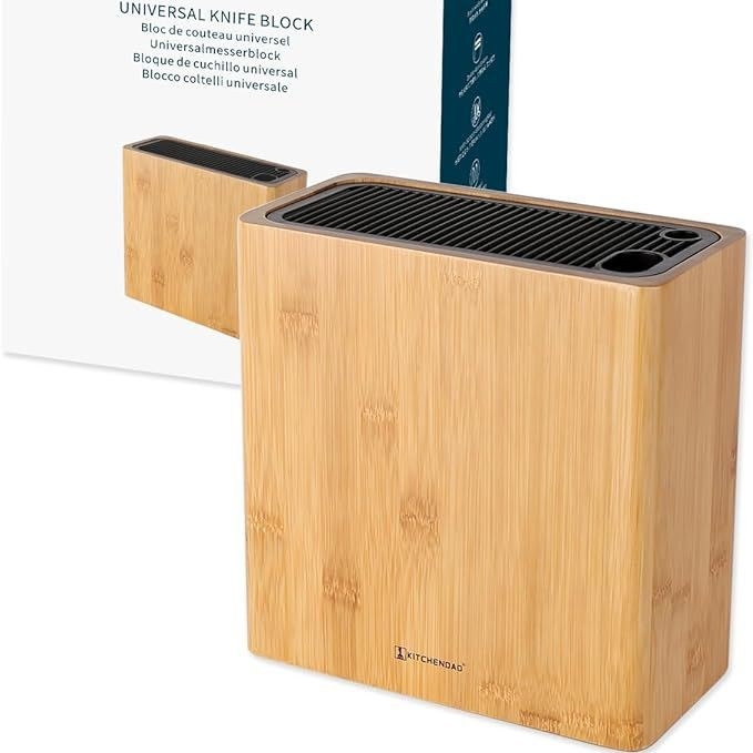 Vertikálny stojan na nože z masívneho dreva do kuchyne – moderný minimalistický štýl, značka YW, možnosť personalizácie a tlače loga