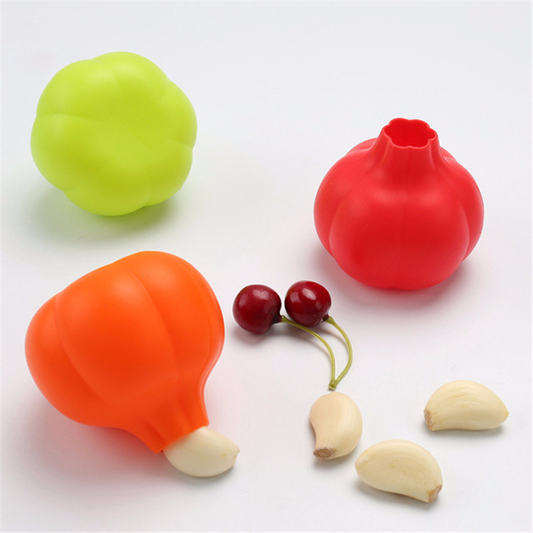 Silikónový ošúpač na cesnak v tvare cesnaku, neelektrický, viacúčelový kuchynský nástroj