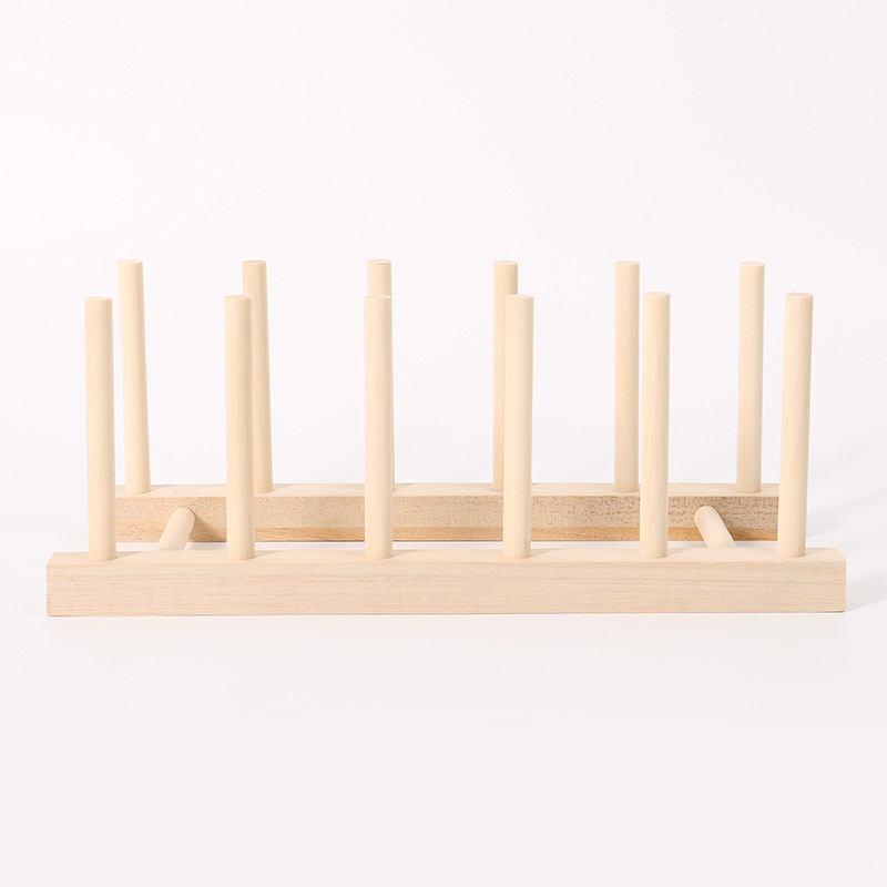 Medinis lėkščių ir dubenėlių laikiklis — daugiakamerinis, grindinis stovas, šiuolaikinio minimalistinio stiliaus