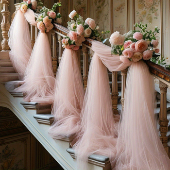 Exteriérové svadobné gázové pozadie s oblúkom v európskom štýle – Materiál: Snow Gauze; Darčeková položka; Vhodné pre svadby a oslavy.