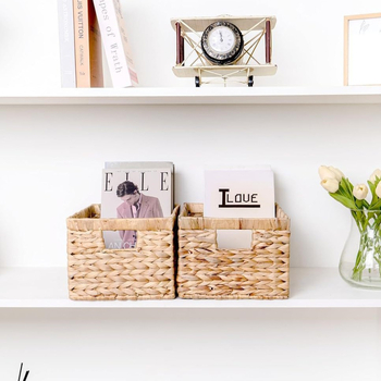 Stolový úložný kôš – pletený z ratanu a slamy, moderný minimalistický štýl