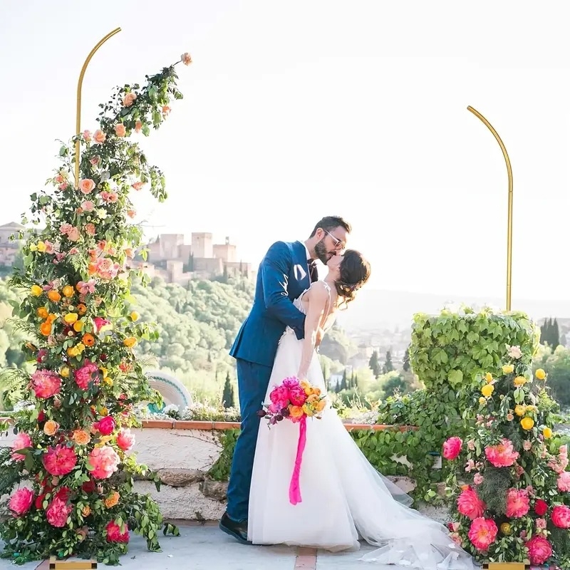 Železný svadobný oblúk, skladateľný s hviezdami a mesiacom, prispôsobiteľný, kartónové balenie, pre svadby