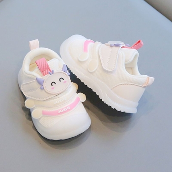 Detské tenisky s mäkkou podrážkou, horný materiál sieťovina, protišmykové, priedušné, s karikatúrnym vzorom, pre vek 12-48 mesiacov