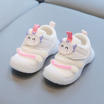 Detské tenisky s mäkkou podrážkou, horný materiál sieťovina, protišmykové, priedušné, s karikatúrnym vzorom, pre vek 12-48 mesiacov