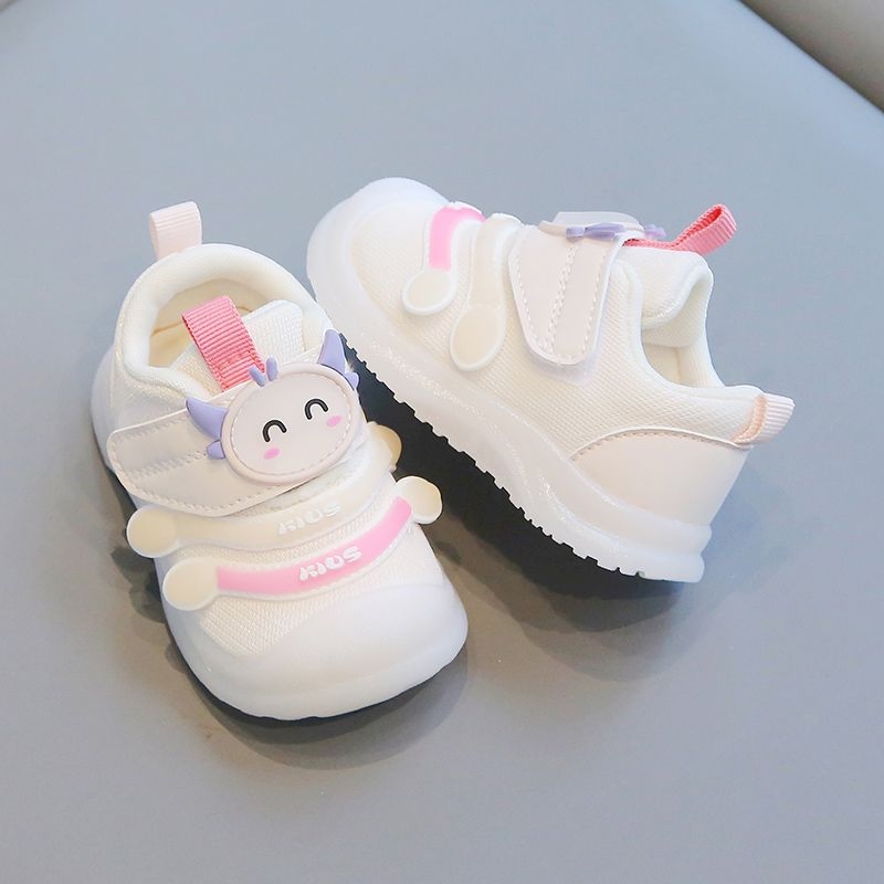 Detské tenisky s mäkkou podrážkou, horný materiál sieťovina, protišmykové, priedušné, s karikatúrnym vzorom, pre vek 12-48 mesiacov