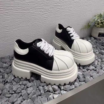 PU vrchnok; gumová podrážka; šnúrky; nízky profil; Microfiber podšívka