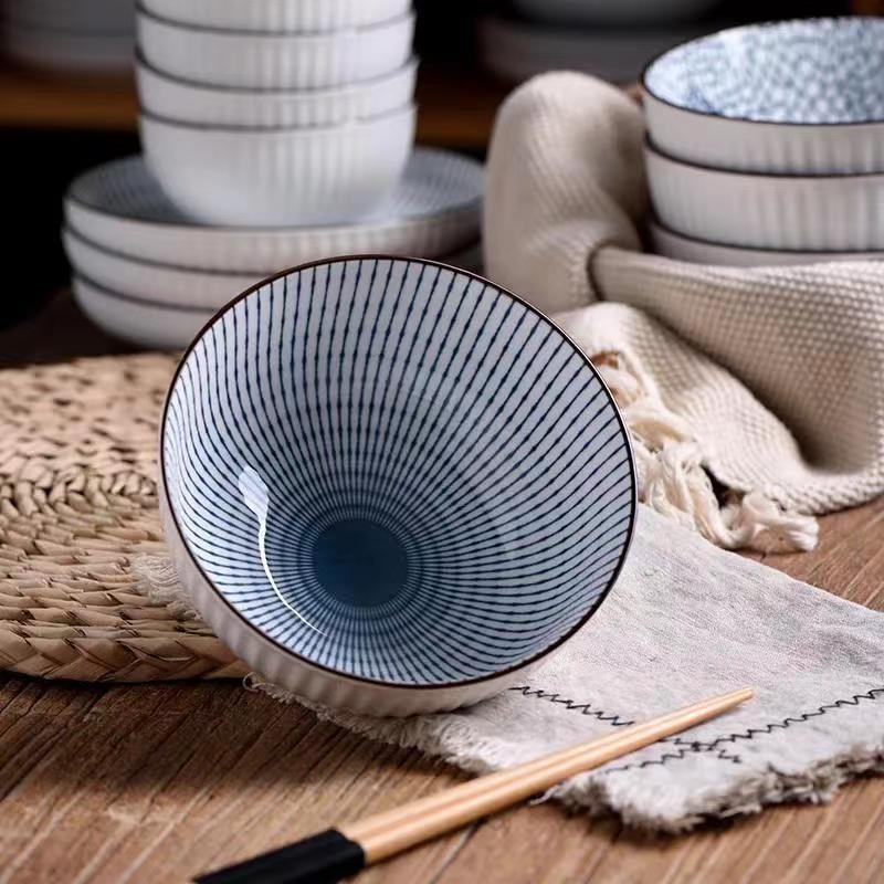 Porcelánová misa s kvetinovým vzorom, kruhový tvar, vhodné do mikrovlnky, s logom