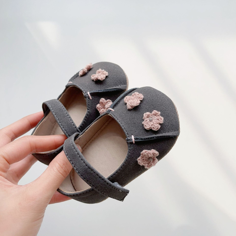 Cipele za bebe i malu djecu – stil princeze, gornji dio od sintetičke kože, zatvarač Velcro, protuklizna potplata