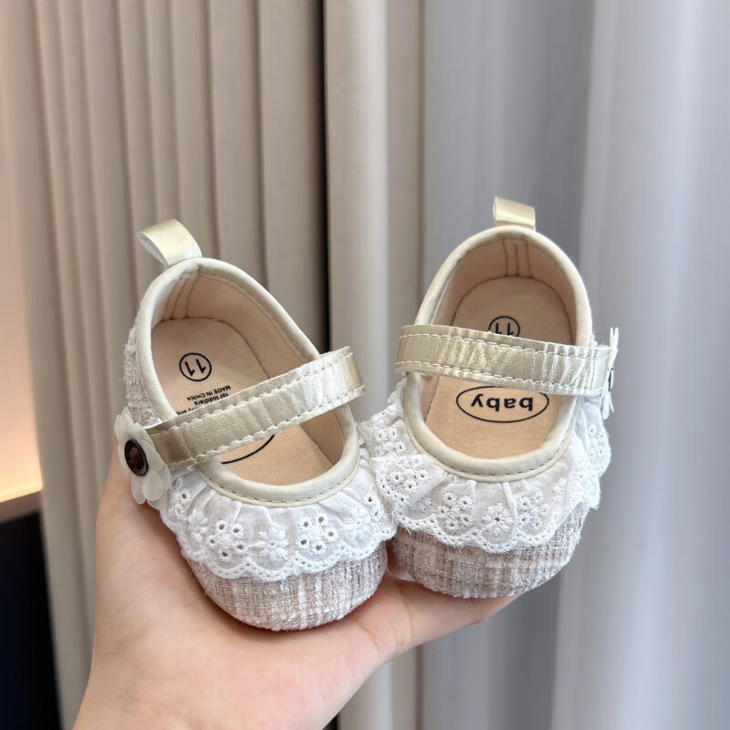 Detské topánky na chôdzu s protišmykovou gumovou podrážkou, károvaný vzor, zapínanie na suchý zips, pre 6–12 mesiacov