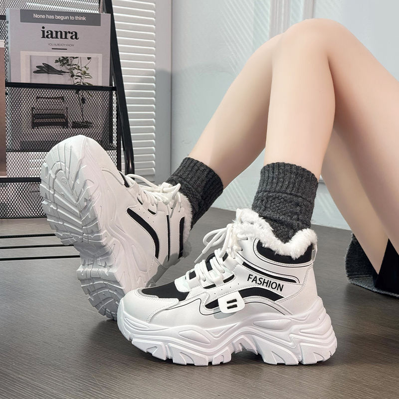 Moterų aukštos viršūnės sportiniai bateliai su dirbtiniu kailiu, raišteliai, EVA įdėklas, stora padanga, žiemai