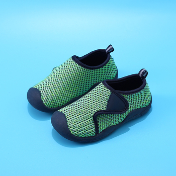 Dječje cipele Fly woven; gornji dio od mrežaste tkanine; lagana izrada; protuklizna gumena potplata; Velcro zatvarač