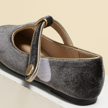 Pantofi pentru fete din microfibră, închidere Velcro, talpă din cauciuc antiaderentă, branț PU respirabil, guler jos, stil coreean, primăvara 2025