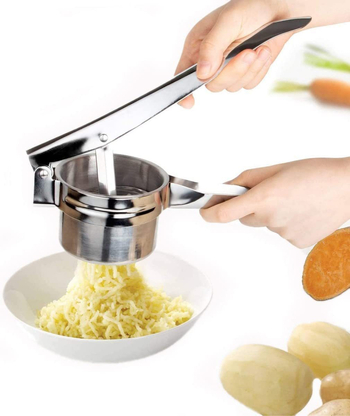 Homefelt ručná lis na zemiaky z nerezu, s funkciou rozdrvenia a lisovania citróna