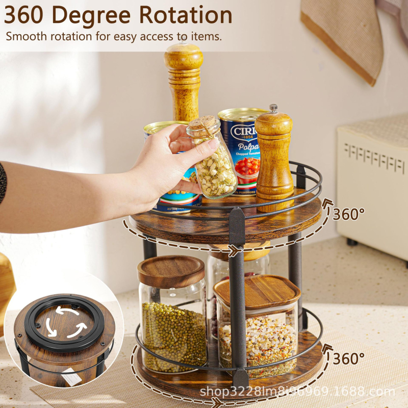 Dvostruki okretni drveni stalak za začine i stakene posude u kuhinji