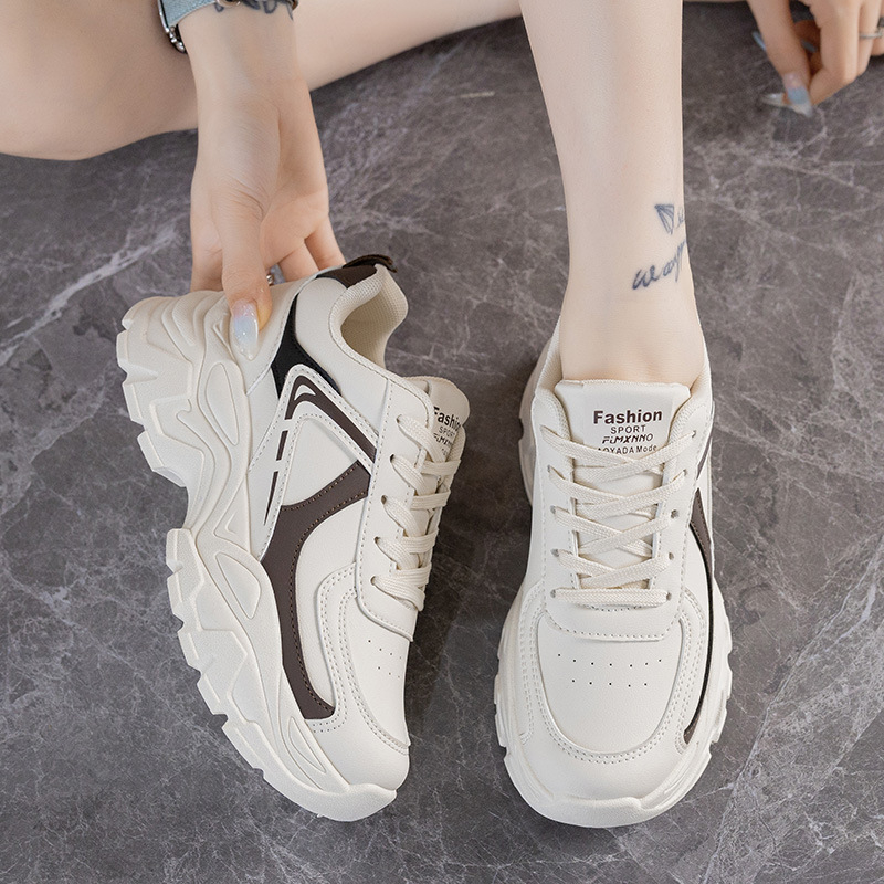 Női mindennapi cipő — PU felsőrész, hálós bélés, 3–5 cm sarokmagasság, platform talp, középmagas fazon