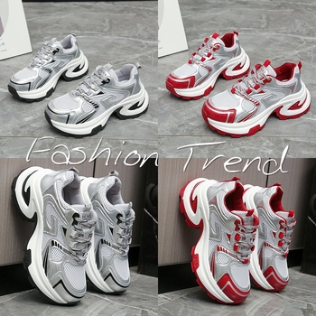 Női mindennapi cipő dad shoes stílusban, hálós felsőrész, kerek orr, fűzőzár, platformtalp, magasság-növelő