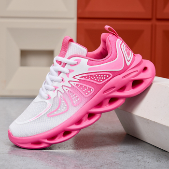 Női sétacipő hálós felsőrésszel, kerek orr, elülső fűzőzárás, alacsony sarok 1–3 cm