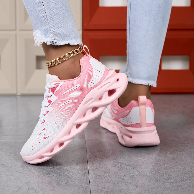 Női sétacipő hálós felsőrésszel, kerek orr, elülső fűzőzárás, alacsony sarok 1–3 cm