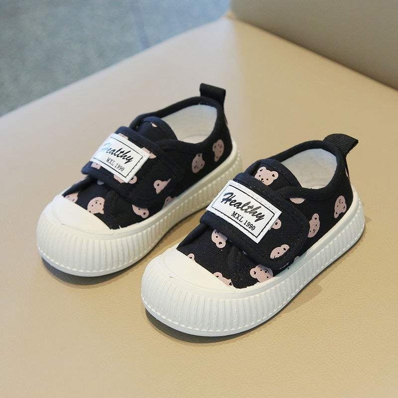 Detské plátenné tenisky – Cartoon motív, zapínanie na suchý zips, stredná výška, plátenný vršok, podrážka z peny