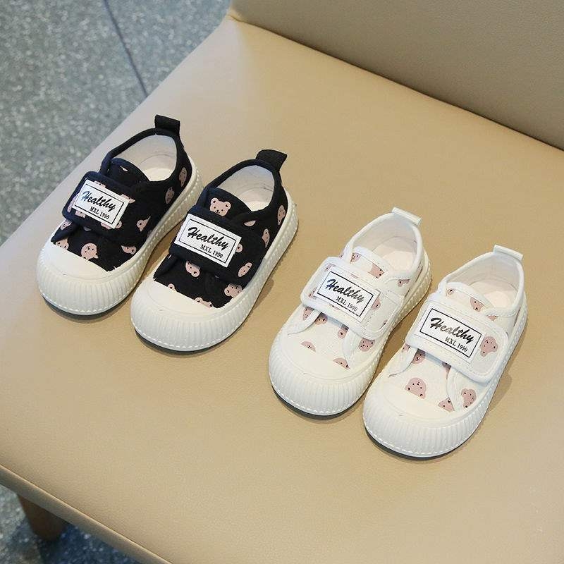 Detské plátenné tenisky – Cartoon motív, zapínanie na suchý zips, stredná výška, plátenný vršok, podrážka z peny