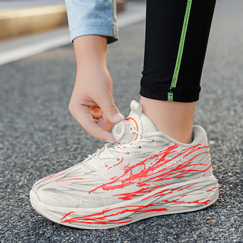 Dječje tenisice za trčanje s mrežastim gornjim dijelom, zatvaranje rotacijskom kopčom, EVA đon, uzrast 7–16, jednobojni uzorak