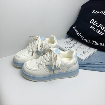 Moteriški kasdieniniai platininiai bateliai su žemu viršumi, PU viršus, kvėpuojanti tinklo vidinė danga, raišteliai, injekcinė formuojama padas