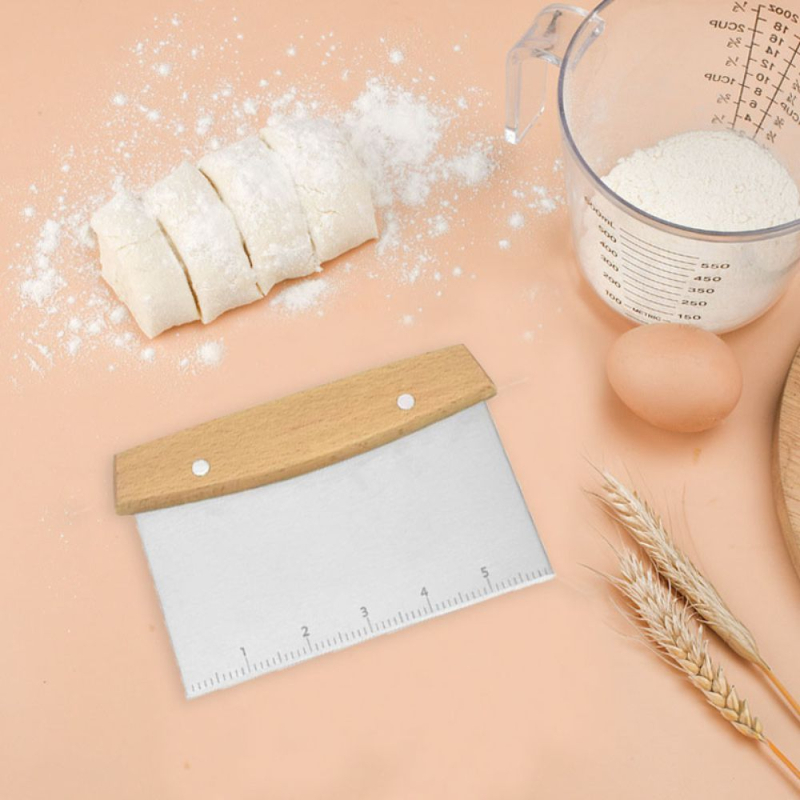 Nôž na cesto s drevenou rúčkou, škrabka na múku z 430 ocele, tlač loga, možnosť prispôsobenia