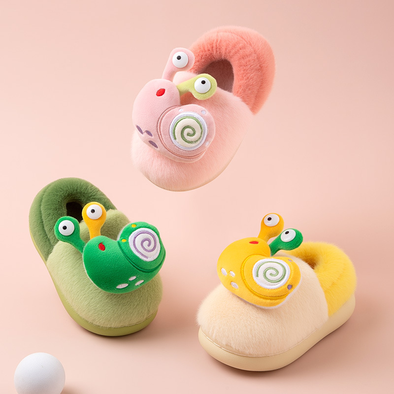 Detské plyšové papuče, unisex, s motívom karikatúry, TPR podrážka, pre vek 1–6 rokov
