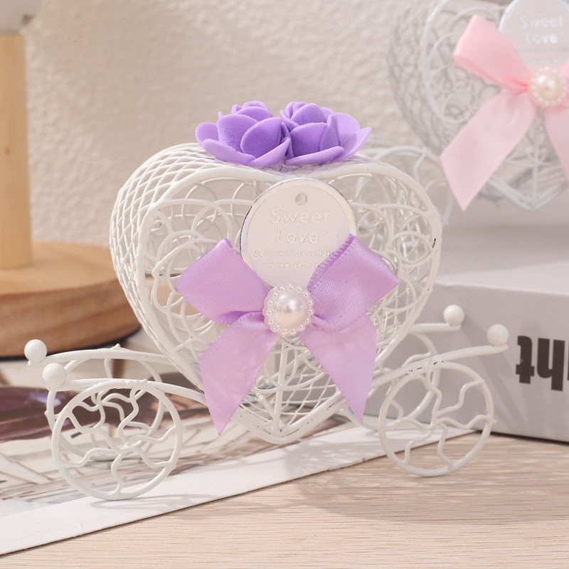 Srcolika metalna kutija za bombone, ručna izrada, dekoracija svadbene lokacije