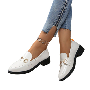 Mokaszínok – minimalist stílus, kerek orrú, PU felsőrész, középmagas 3-5 cm, gumitalp