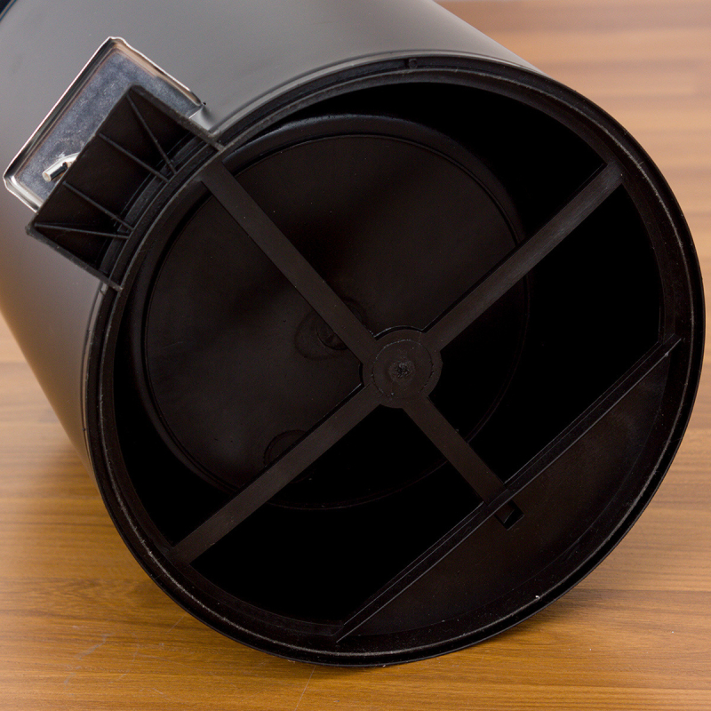 Orunzhe 3L okrúhly kôš na odpadky s pedálnym otvorením a viečkom, kov a PP